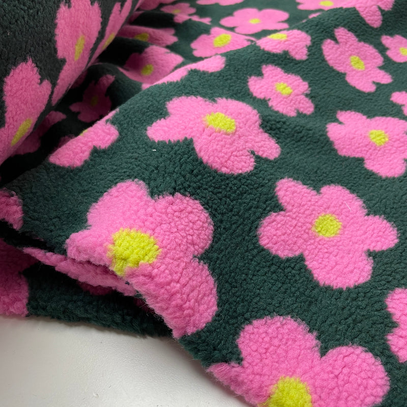 Teddy Stoff Jackenstoff Blumen grün