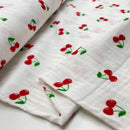 Swafing Thea Musselin Stoff Double Gauze Baumwolle Kirschen weiß