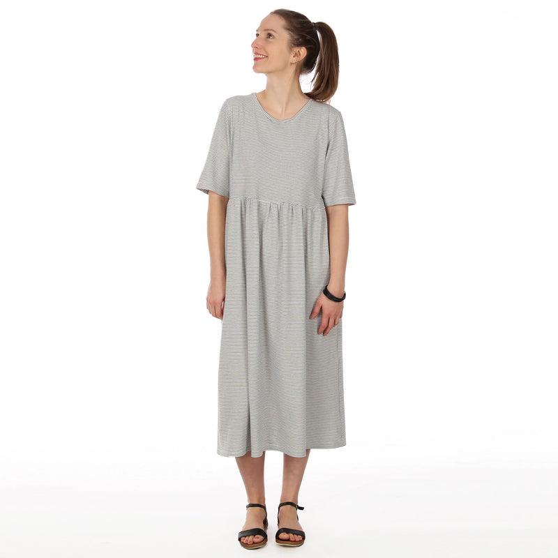 Papierschnittmuster Studio Schnittreif Kleid Frau Carol