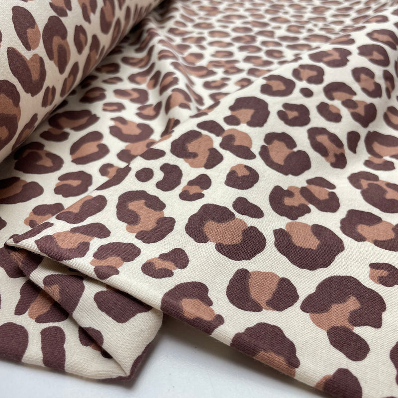 Poppy angerauter Soft Sweat Stoff Leo Muster beige