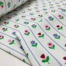 Rippjersey Stoff Blumen Muster weiß