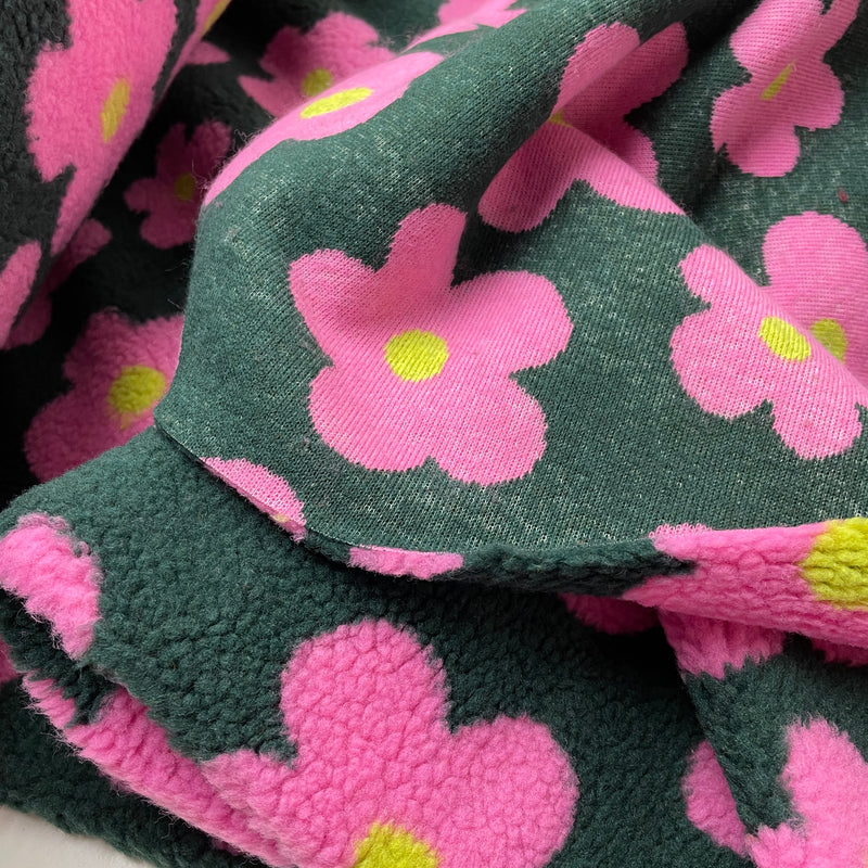 Teddy Stoff Jackenstoff Blumen grün