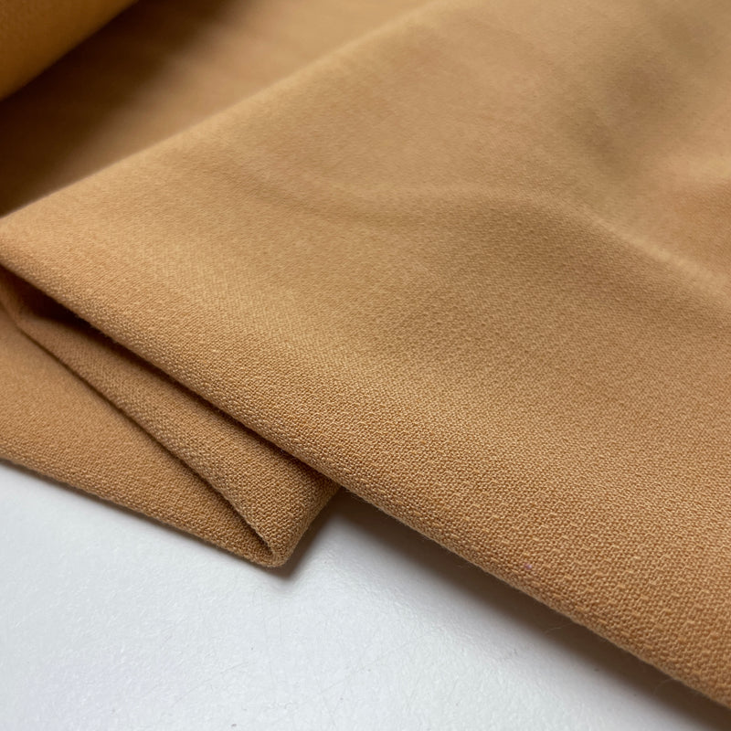 Fibre Mood Viskose Crepe Stoff mit Elastan caramell