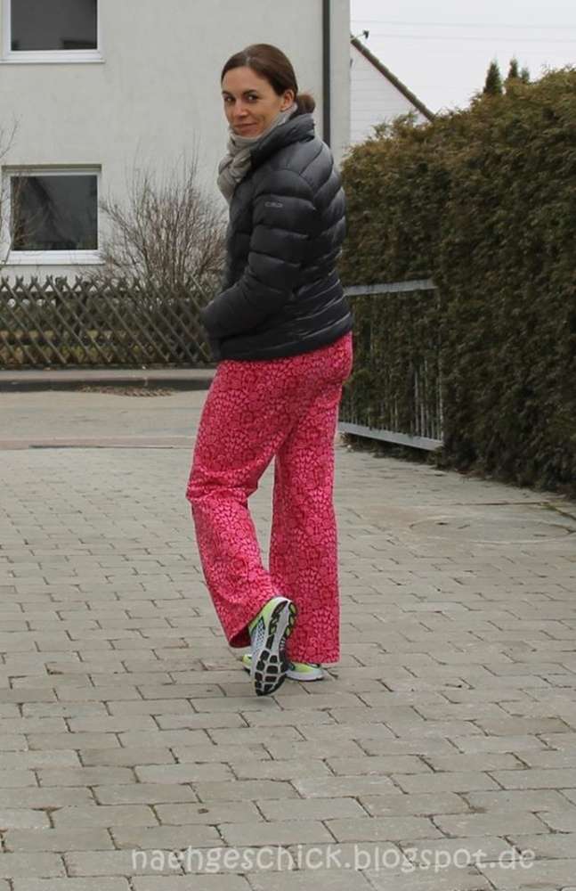 Papierschnittmuster Lillesol & Pelle Freizeithose No. 1