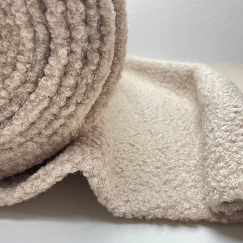 Boucle Stoff Jackenstoff hellbeige
