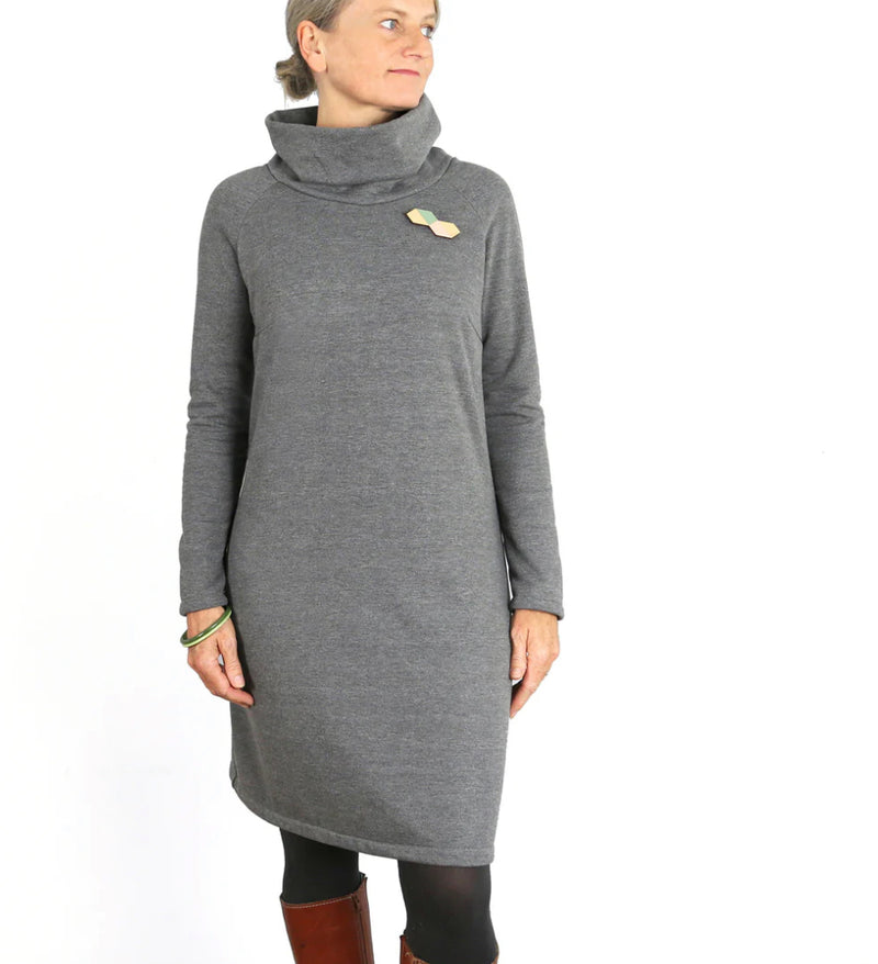 Papierschnittmuster Studio Schnittreif Kleid Frau Polly