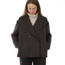 Papierschnittmuster Studio Schnittreif Frau Laura gefütterter Kurzmantel mit großem Kragen