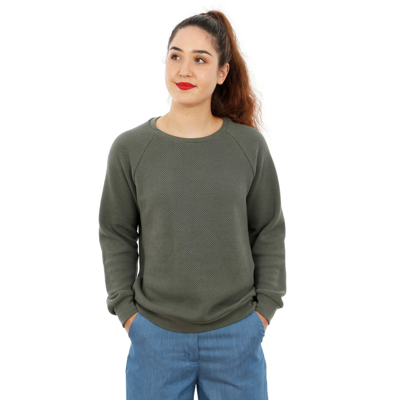 Papierschnittmuster Studio Schnittreif Pullover Frau Svenja