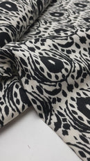 Cloud9 Ikat Blossom Leicht gewebte Baumwolle Muster