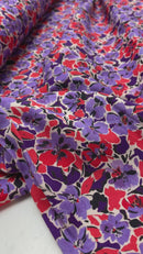 Viskose Stoff mit Stretchanteil Webware Blumen lila