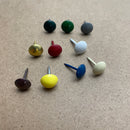 Polsternägel farbig sortiert