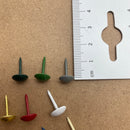 Polsternägel farbig sortiert